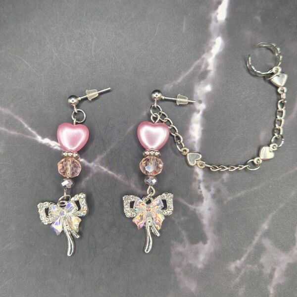 Sløjfet m. earcuff